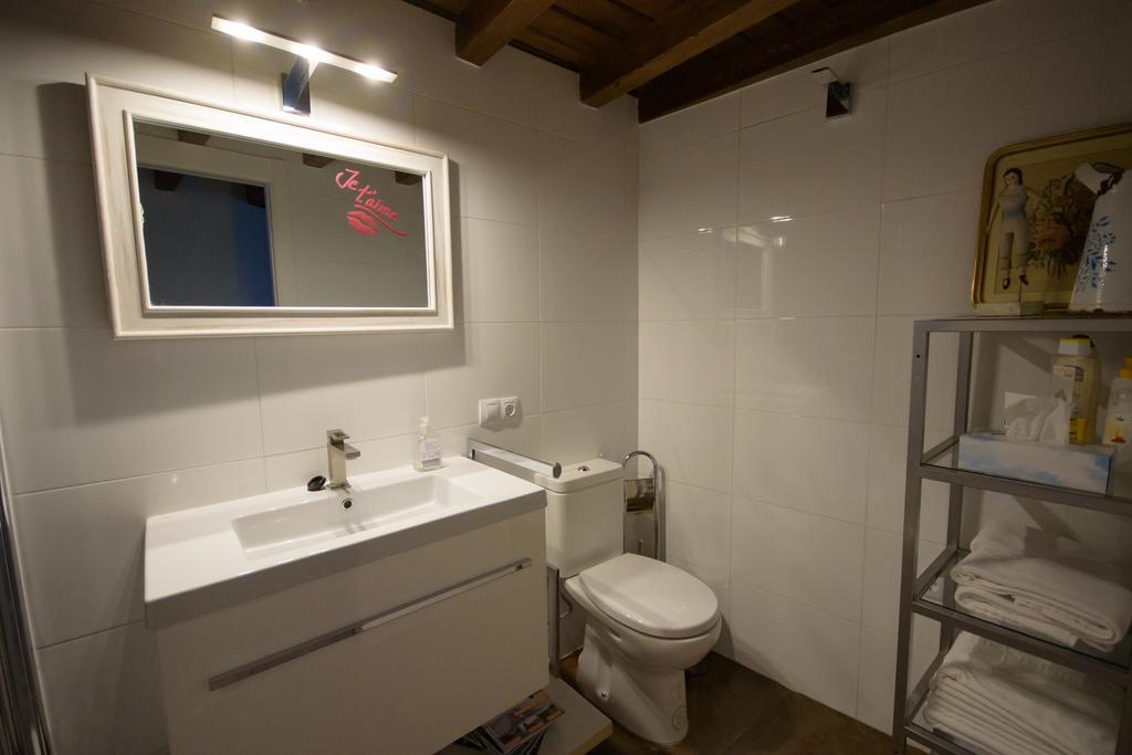 Pintores Rooms Apartamentos Turisticos Касерес Экстерьер фото